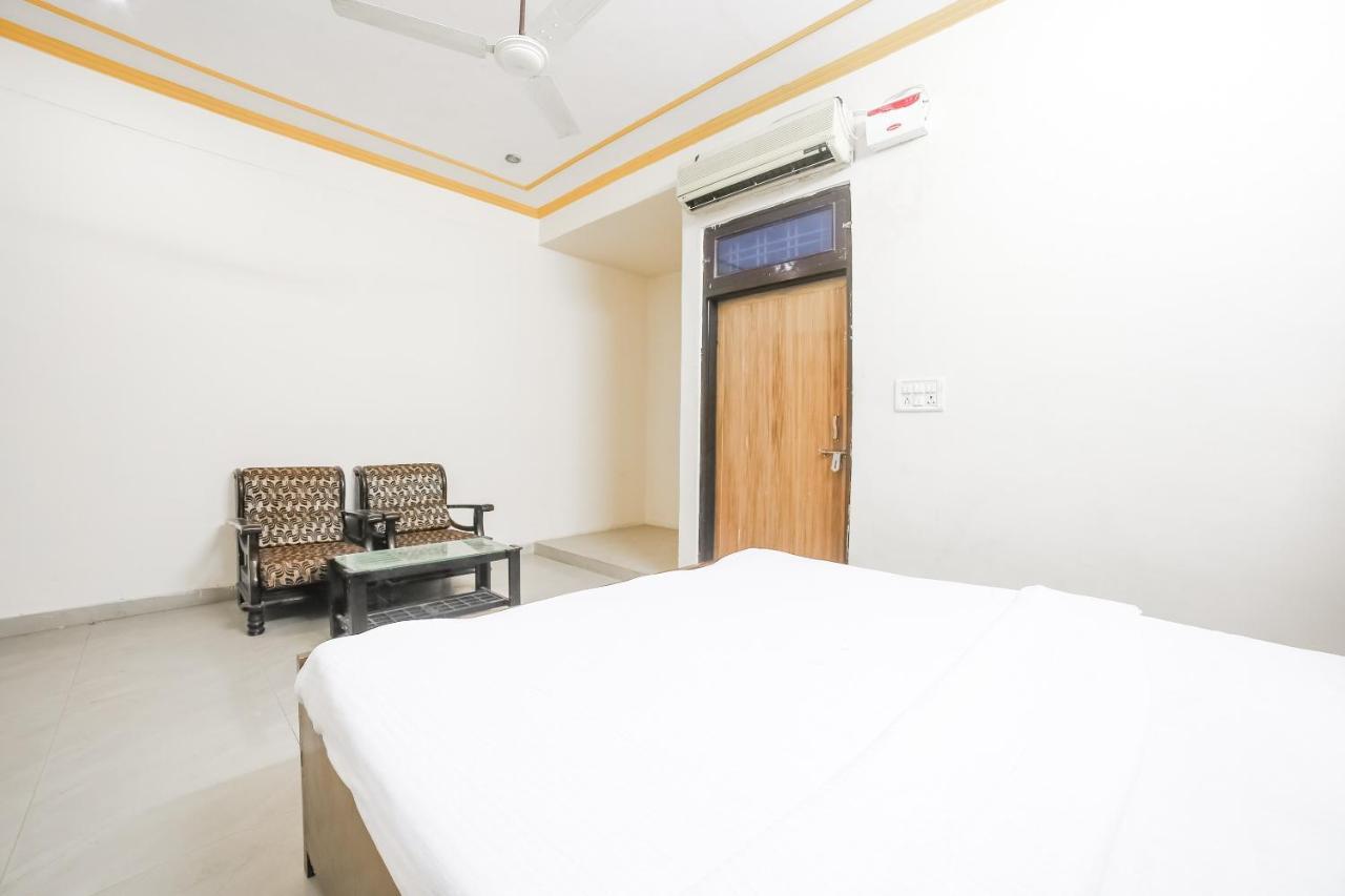 Spot On 38085 Hotel Amer Palace Τζαϊπούρ Εξωτερικό φωτογραφία