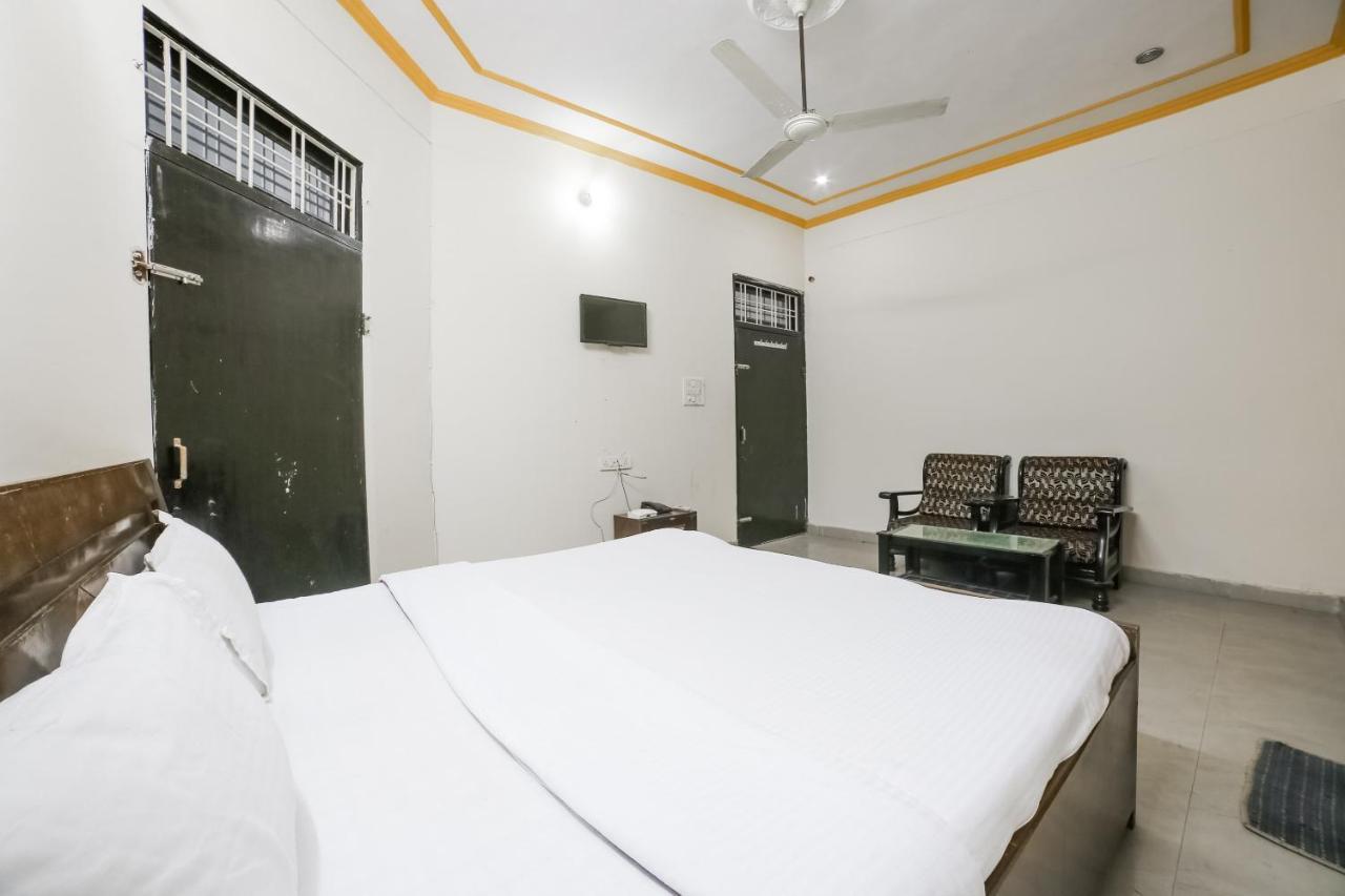 Spot On 38085 Hotel Amer Palace Τζαϊπούρ Εξωτερικό φωτογραφία