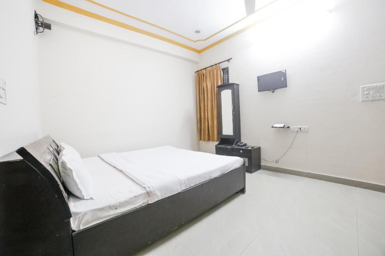 Spot On 38085 Hotel Amer Palace Τζαϊπούρ Εξωτερικό φωτογραφία