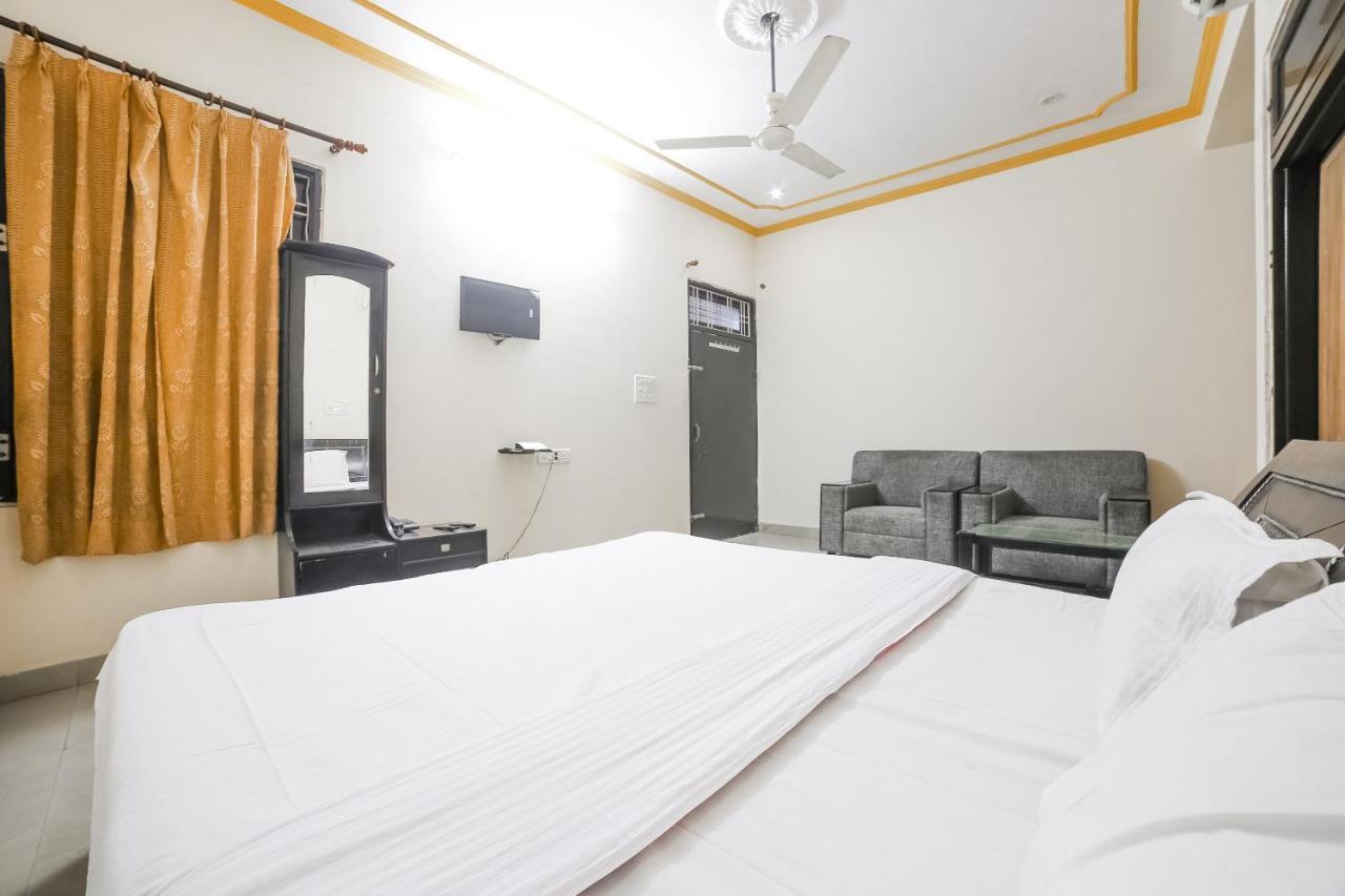 Spot On 38085 Hotel Amer Palace Τζαϊπούρ Εξωτερικό φωτογραφία