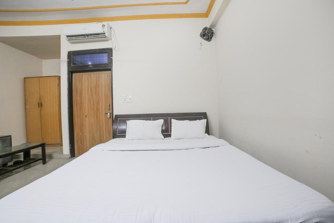 Spot On 38085 Hotel Amer Palace Τζαϊπούρ Εξωτερικό φωτογραφία